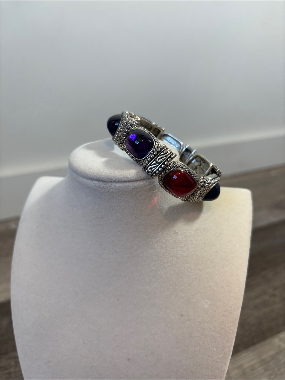 Elegant Silver-Tone Multi-Stone Stretch Bracelet - Purple & Red